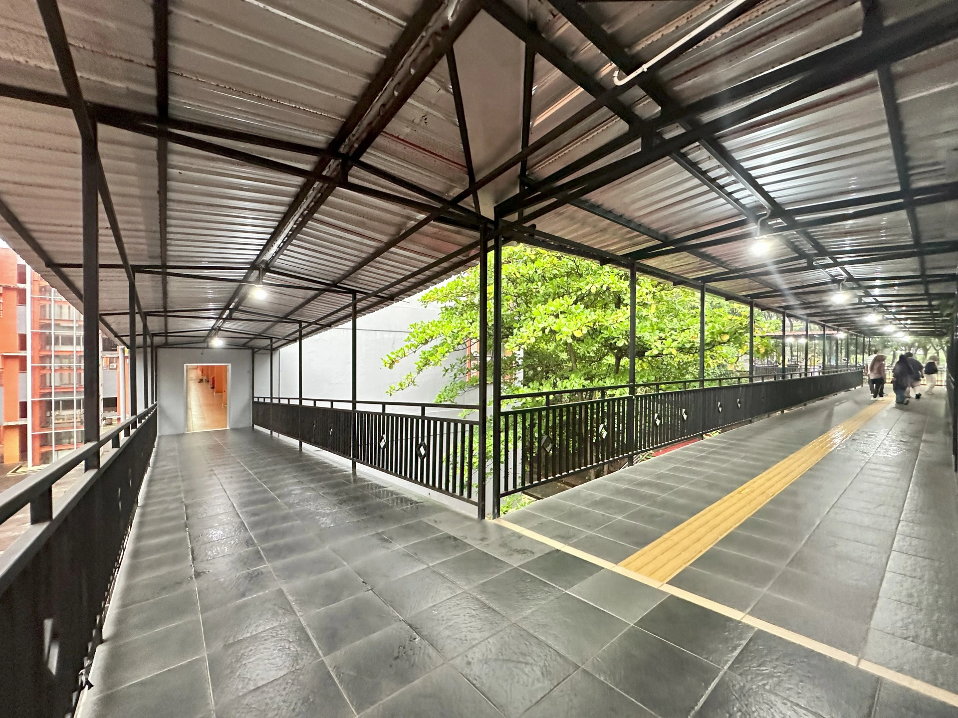 Guiding Block – A & B Corridor